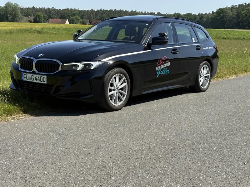 BMW 318i Touring Automatik